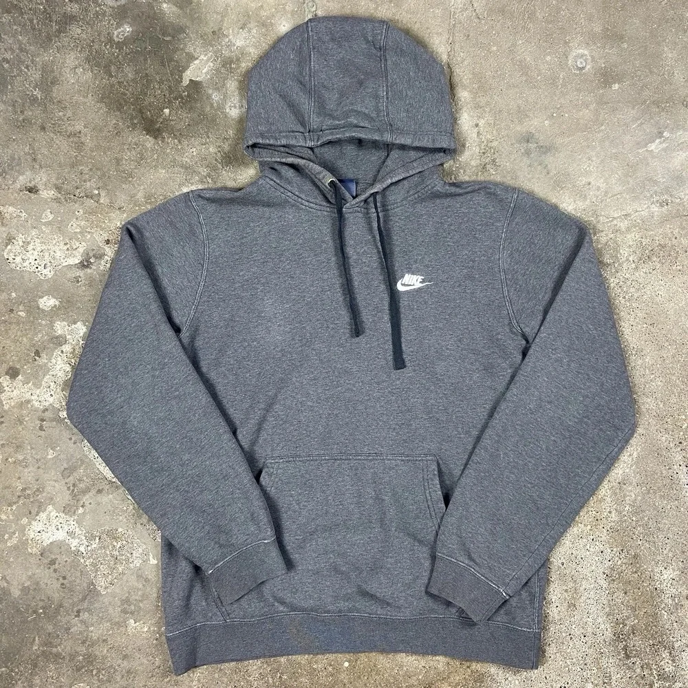 Nike Hoodie Size Medium‎ Gray Fleece Pullover Drawstring Swoosh Logo Sweatshirt